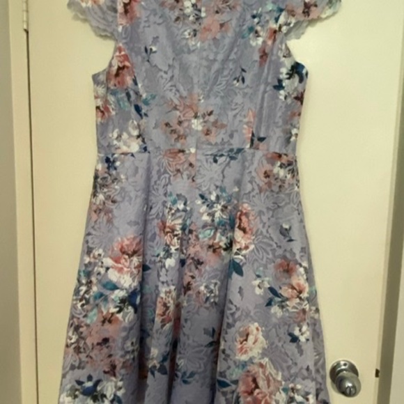 Review Romance dress size 18 - Picture 2 of 7